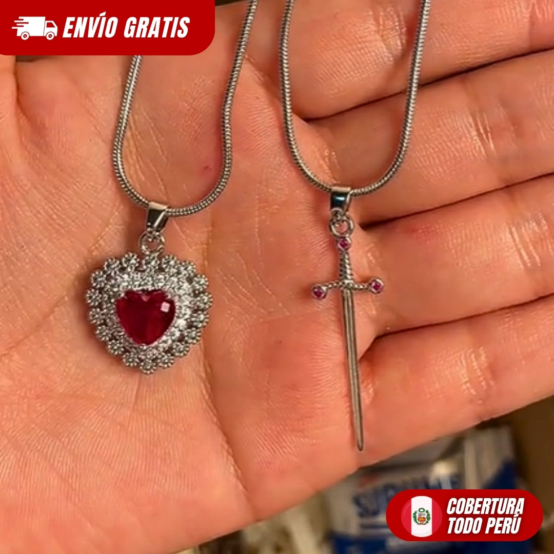 Collar Corazon y Espada Duo para Parejas